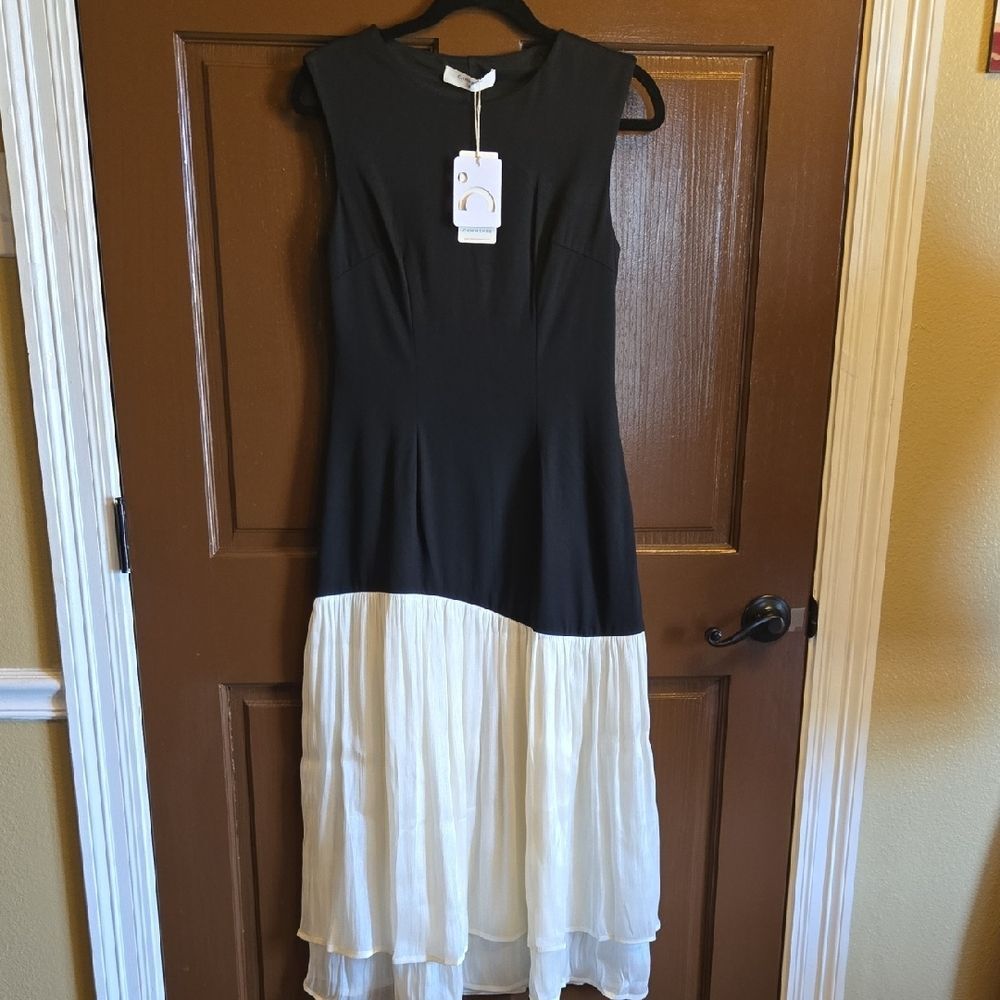 Commense-Blk stretchy fitted top dress with iv organza pleated skirt Sz M NWT